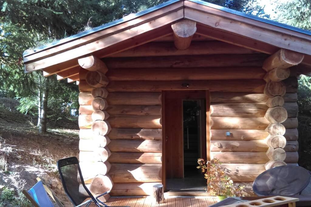 Pialous:Chalet En Rondins Avec Espace Detente La Chapelle-d'Aurec المظهر الخارجي الصورة